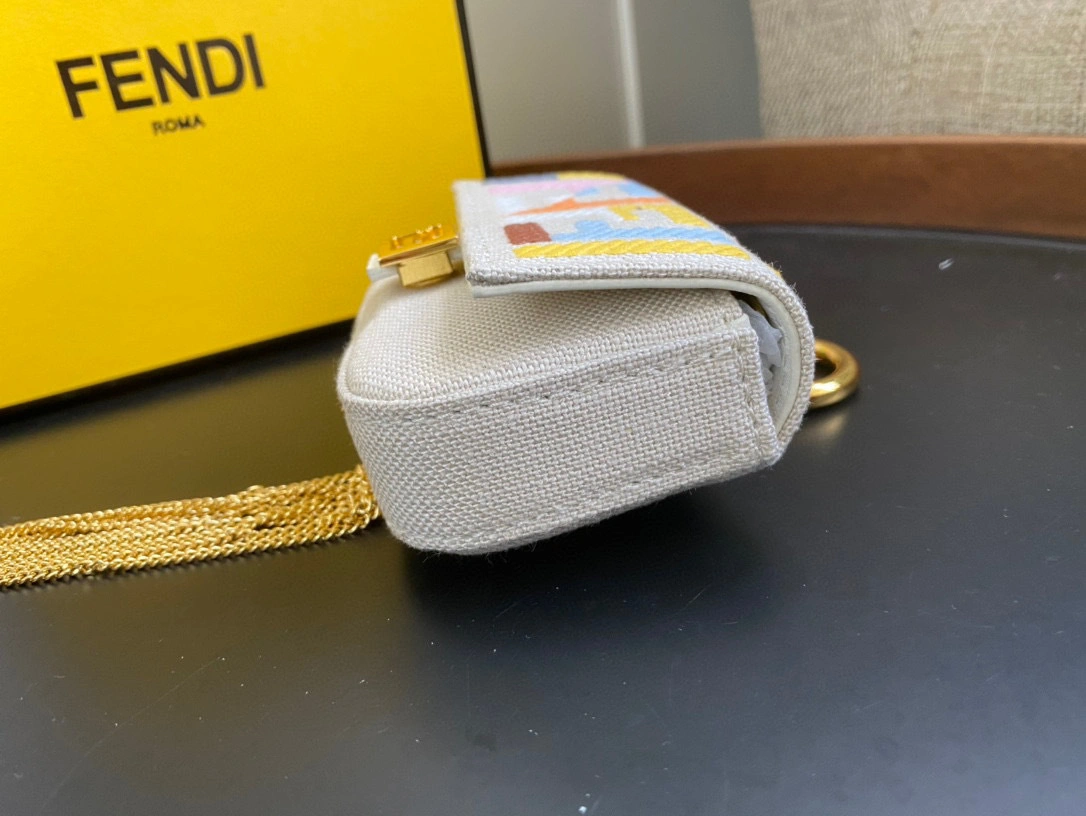 MOMO- 7AR844-AB08-F1AQK Nano Baguette item：B-B000E2743C