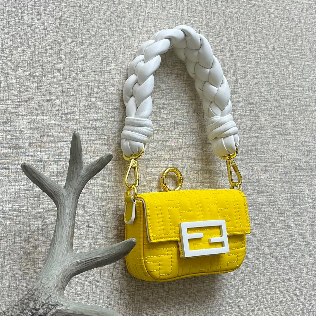MOMO- 7AR996-AGK5-F1E8K Baguette Nano item：B-B000E2745C