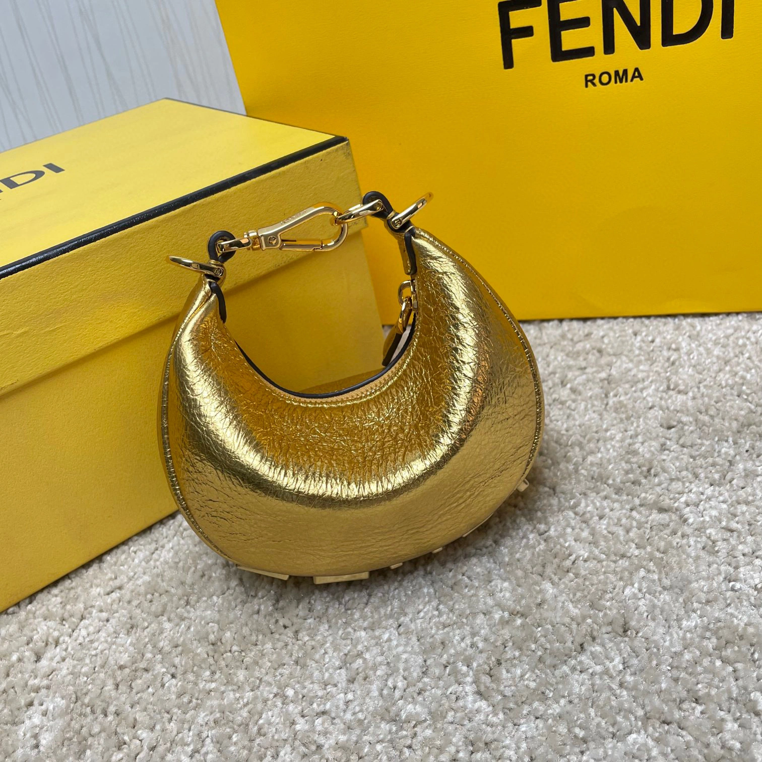 MOMO- 7AS089-AISP-F1HDE Graphy cowhide item：B-B000E2714C