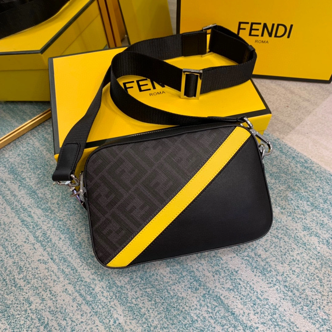 MOMO- 7M0286-A9XS-F0R2A calfskin item：B-B063G1313C