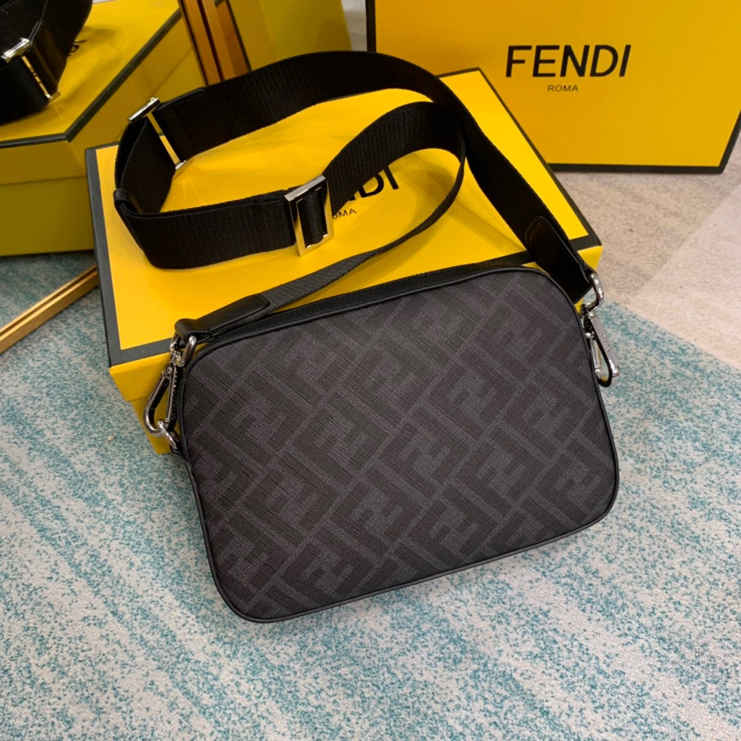 MOMO- 7M0286-A9XS-F0R2A calfskin item：B-B063G1313C