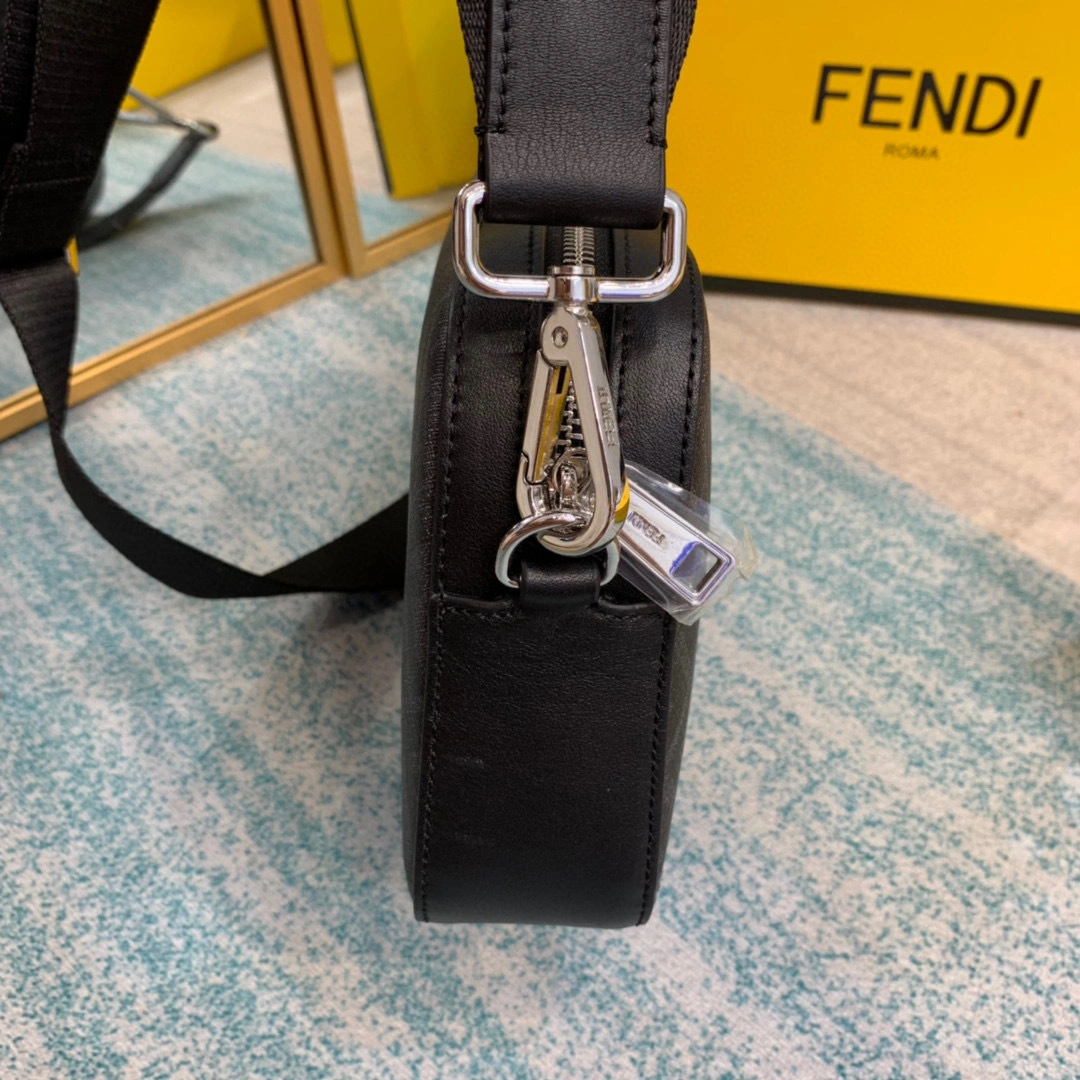 MOMO- 7M0286-A9XS-F0R2A calfskin item：B-B063G1313C