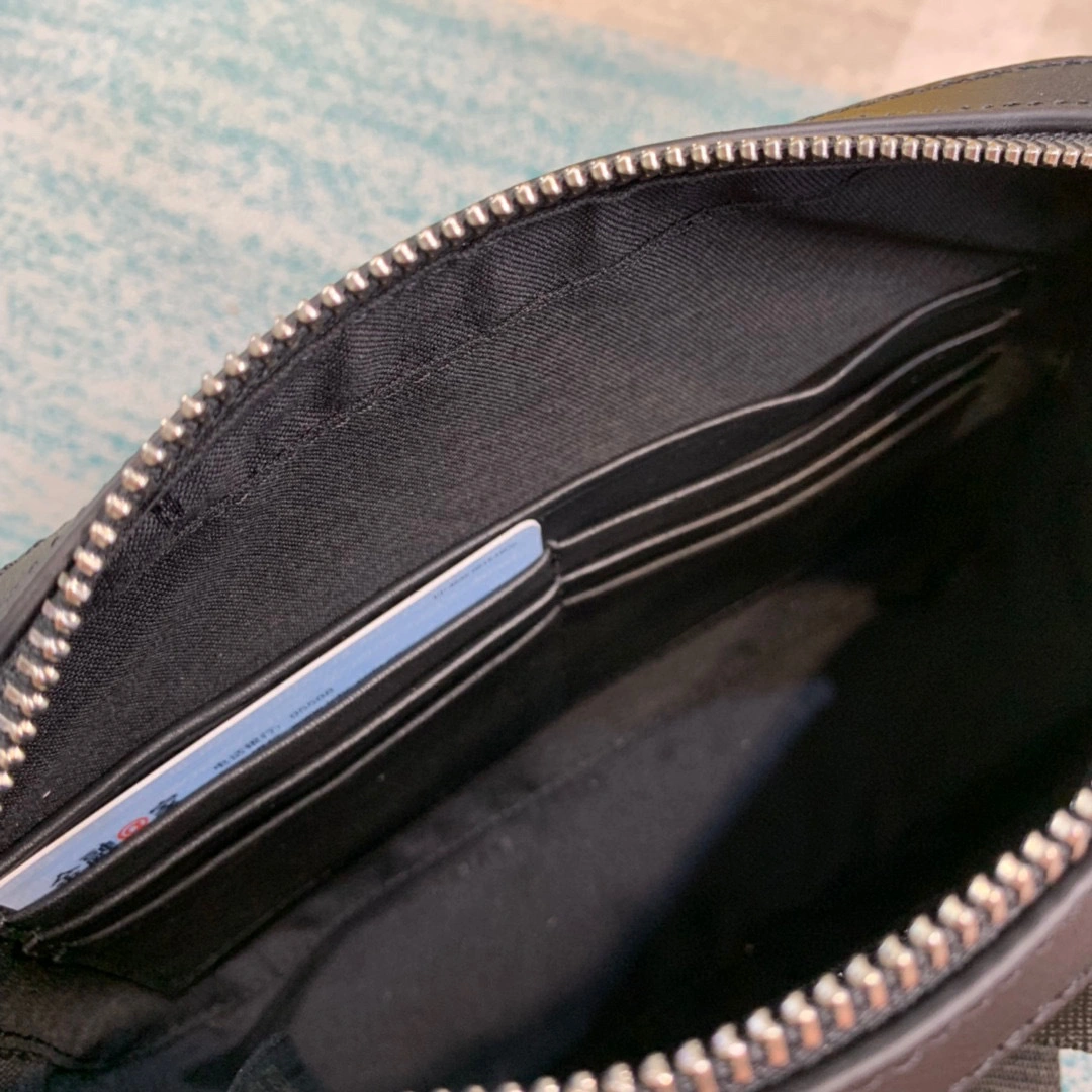 MOMO- 7M0286-A9XS-F0R2A calfskin item：B-B063G1313C