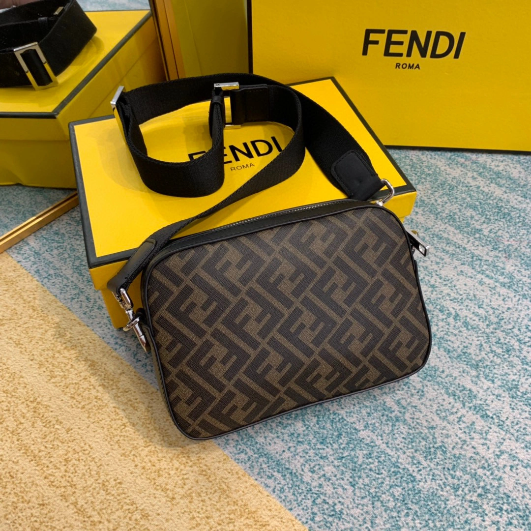 MOMO- 7M0286-A9XS-F19P9 calfskin item：B-B063G1314C