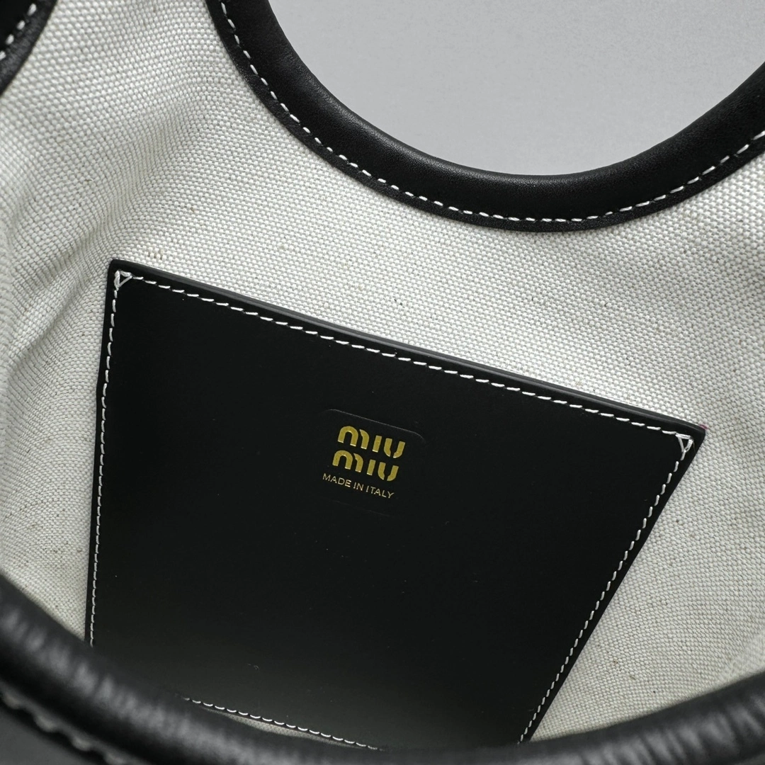 MOMO- 7iu7iu 5BA281_2CRW_F0002_V_OLN high quality version Tote item:E-B664G2074
