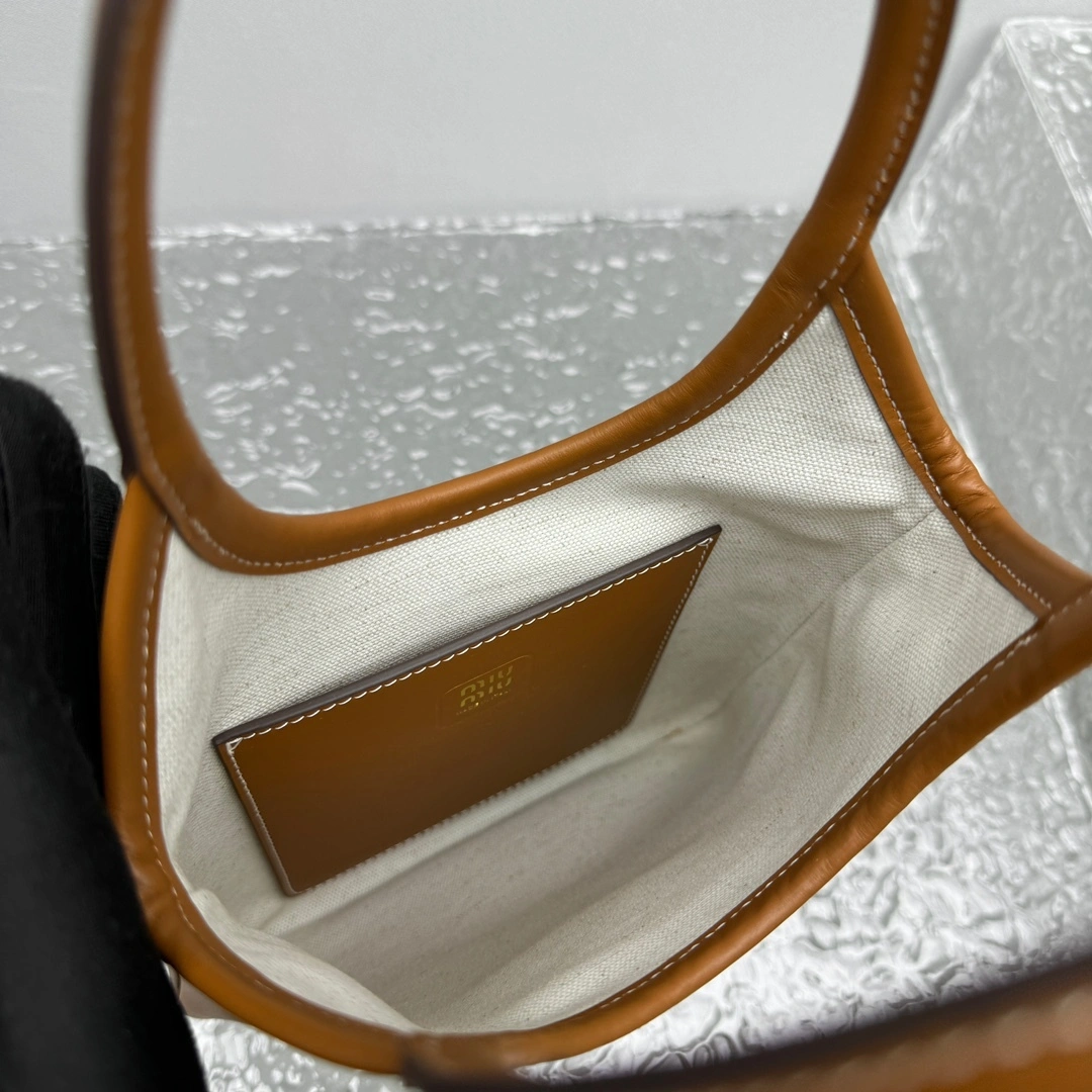 MOMO- 7iu7iu 5BA281_2CRW_F0046_V_OLN high quality version Tote item:E-B664G2073
