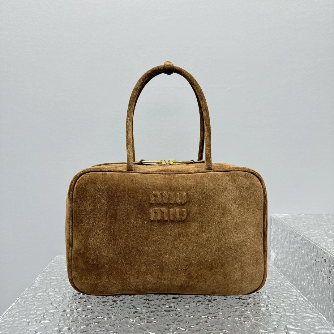 MOMO- 7iu7iu 5BB117_2CSS_F0393_V_MON high quality version Tote item:E-B664G2059