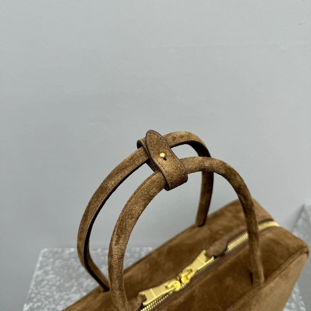 MOMO- 7iu7iu 5BB117_2CSS_F0393_V_MON high quality version Tote item:E-B664G2059
