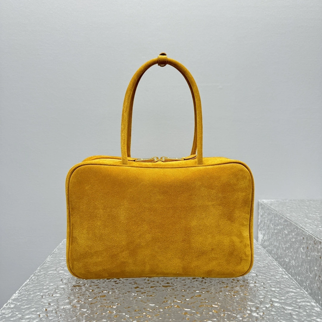 MOMO- 7iu7iu 5BB117_2CSS_F0R55_V_MON high quality version Tote item:E-B664G2060
