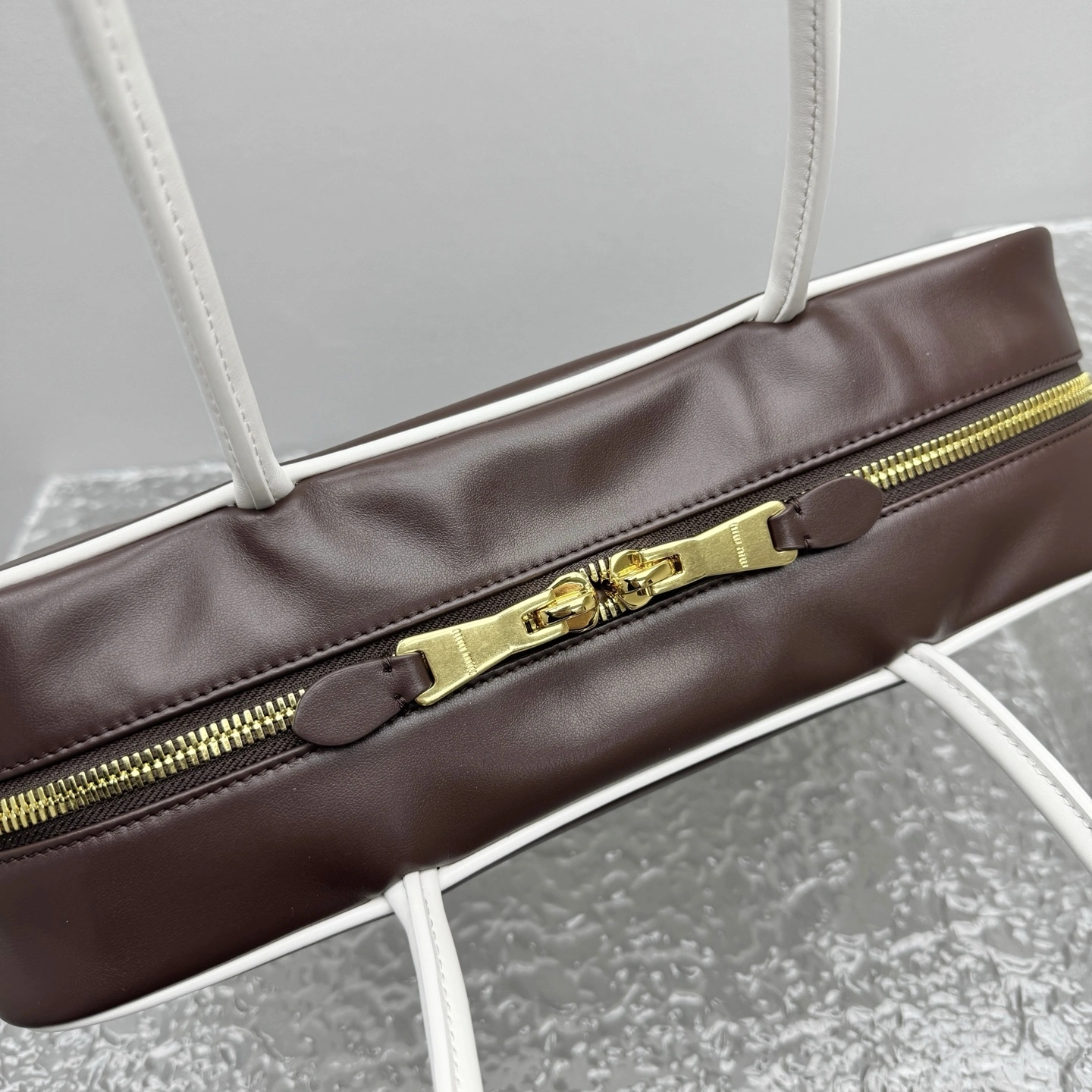 MOMO- 7iu7iu 5BB117_2IBP_F03XH_V_MLN high quality version item:E-B664G2066