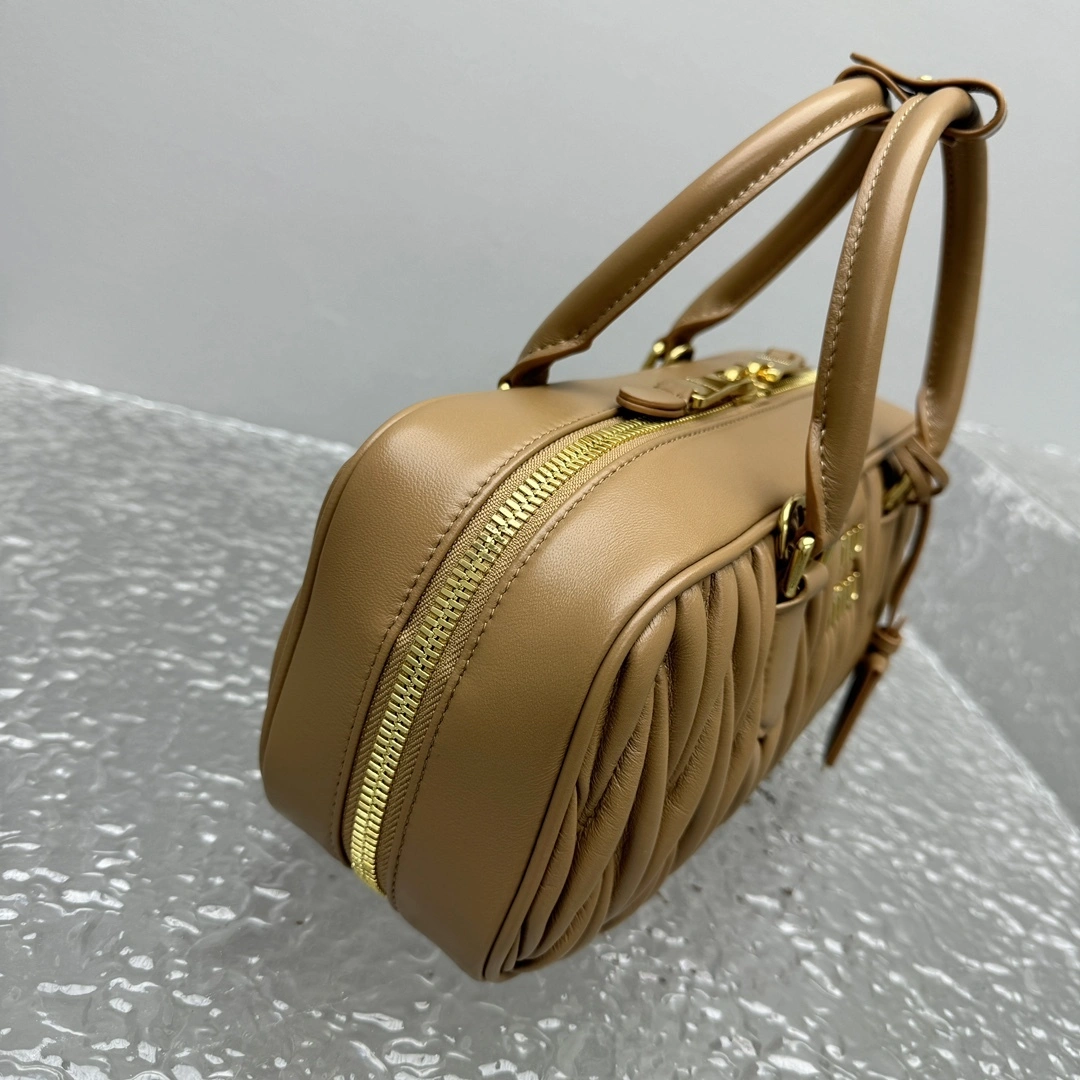 MOMO- 7iu7iu 5BB148_N88_F098L_V_OON high quality version item:E-B664G2048