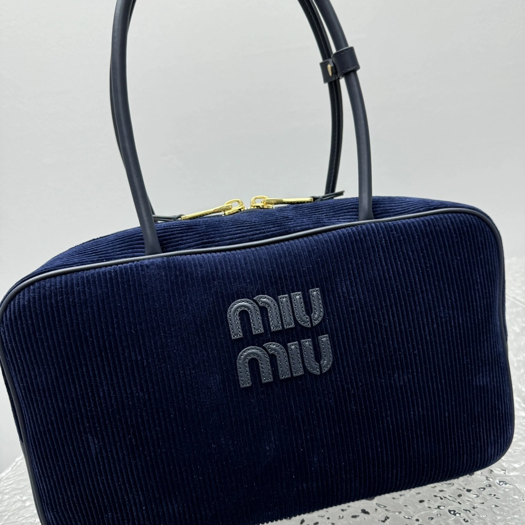 MOMO- 7iu7iu 5BB163_2F81_F0124_V_OOO high quality version item:E-B664G2058
