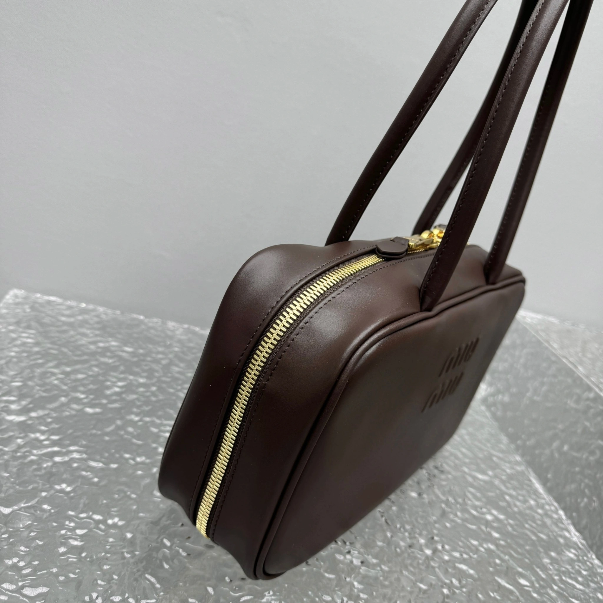 MOMO- 7iu7iu 5BB172_2CRW_F0NBL high quality version item:E-B664G2064