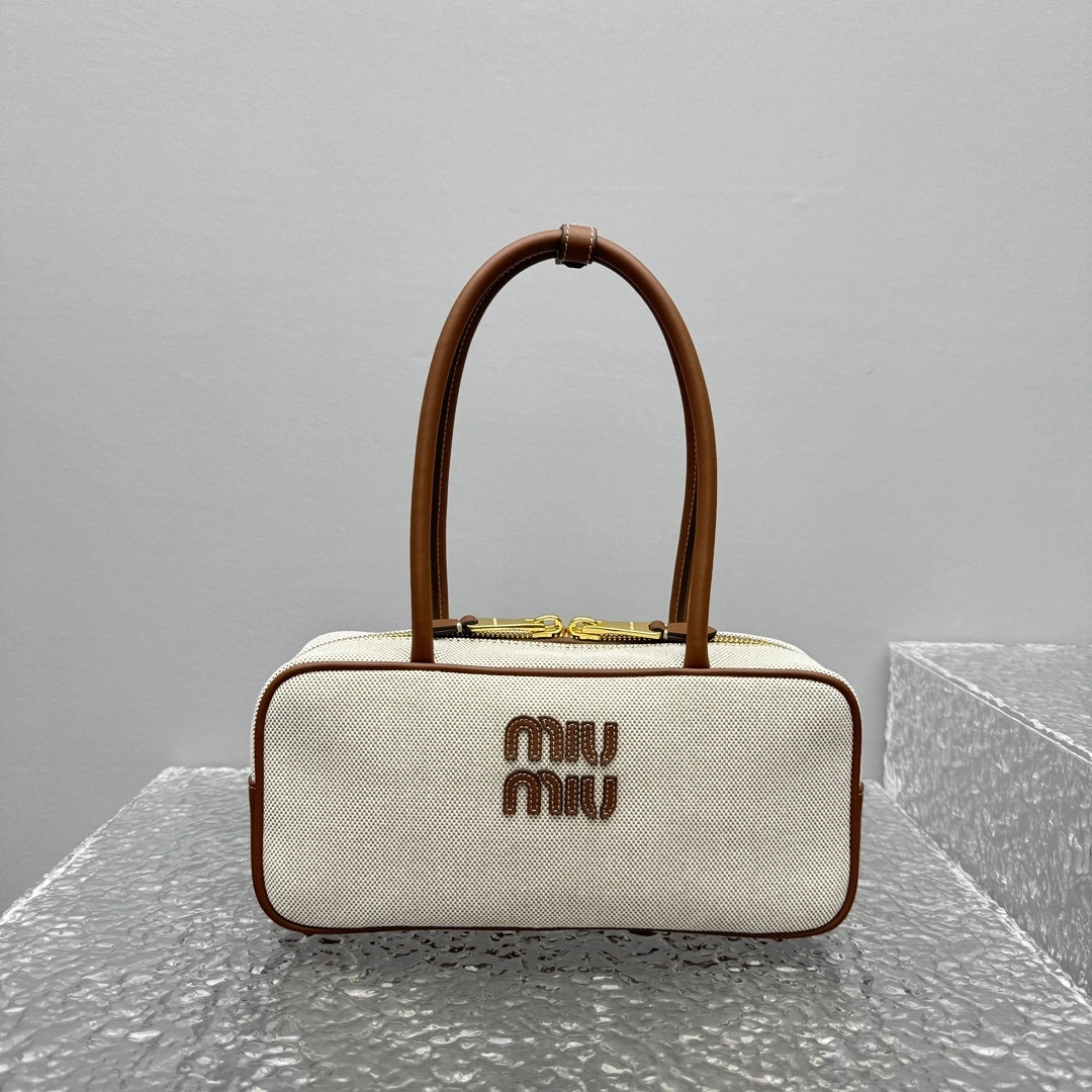 MOMO- 7iu7iu 5BB173_ACRN_F062F_V_OWM high quality version item:E-B664G2004