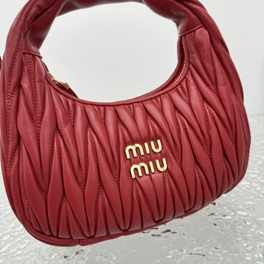 MOMO- 7iu7iu 5BC125-N88-F0011-V-OOY 𝐰𝐚𝐧𝐝𝐞𝐫 𝐡𝐨𝐛𝐨 high quality version item:E-B664G1701