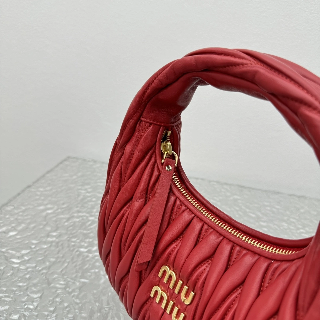 MOMO- 7iu7iu 5BC125-N88-F0011-V-OOY 𝐰𝐚𝐧𝐝𝐞𝐫 𝐡𝐨𝐛𝐨 high quality version item:E-B664G1701