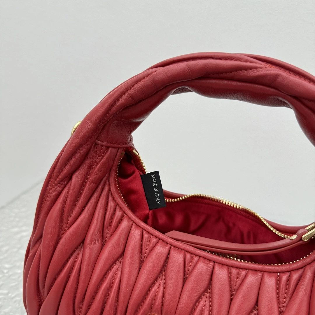 MOMO- 7iu7iu 5BC125-N88-F0011-V-OOY 𝐰𝐚𝐧𝐝𝐞𝐫 𝐡𝐨𝐛𝐨 high quality version item:E-B664G1701