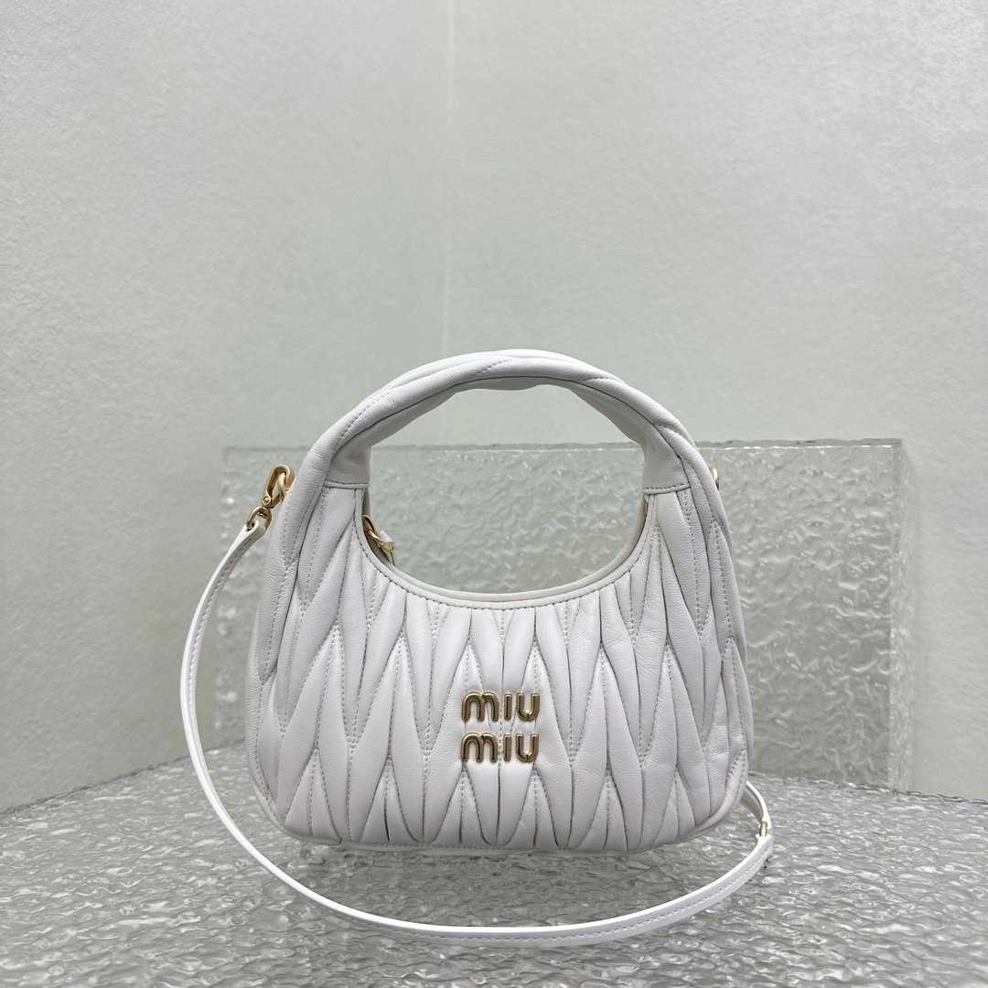 MOMO- 7iu7iu 5BC125_AN88_F0009_V_OOY 𝐰𝐚𝐧𝐝𝐞𝐫 𝐡𝐨𝐛𝐨 high quality version item:E-B664G1704