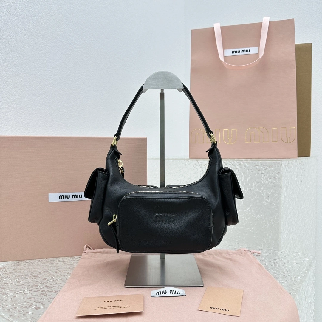 MOMO- 7iu7iu 5BC146-2F8N-F0002-V-OOO high quality version 𝐡𝐨𝐛𝐨 item:E-B664G2040