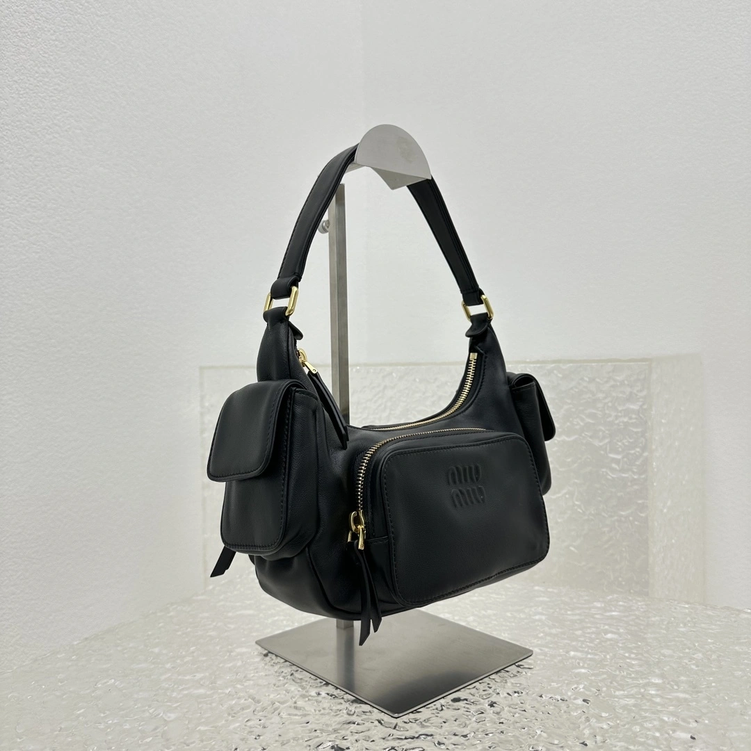 MOMO- 7iu7iu 5BC146-2F8N-F0002-V-OOO high quality version 𝐡𝐨𝐛𝐨 item:E-B664G2040