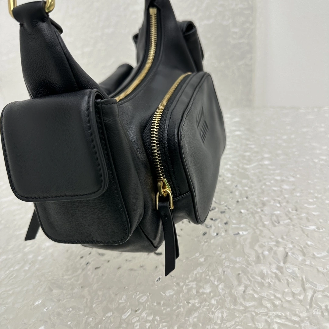 MOMO- 7iu7iu 5BC146-2F8N-F0002-V-OOO high quality version 𝐡𝐨𝐛𝐨 item:E-B664G2040