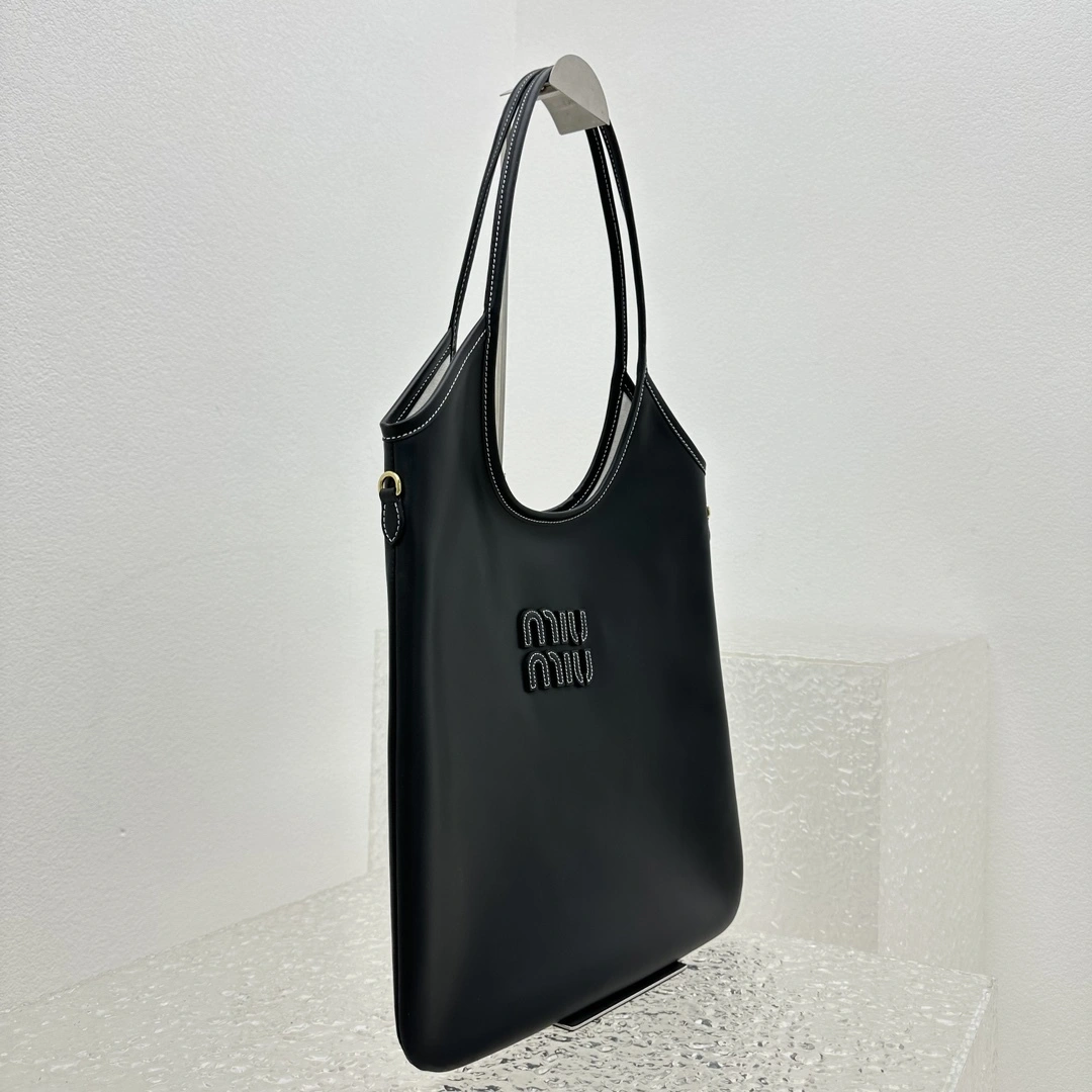 MOMO- 7iu7iu 5BG231-2DDJ-F0002-V-MLO Tote high quality version item:E-B664G2003