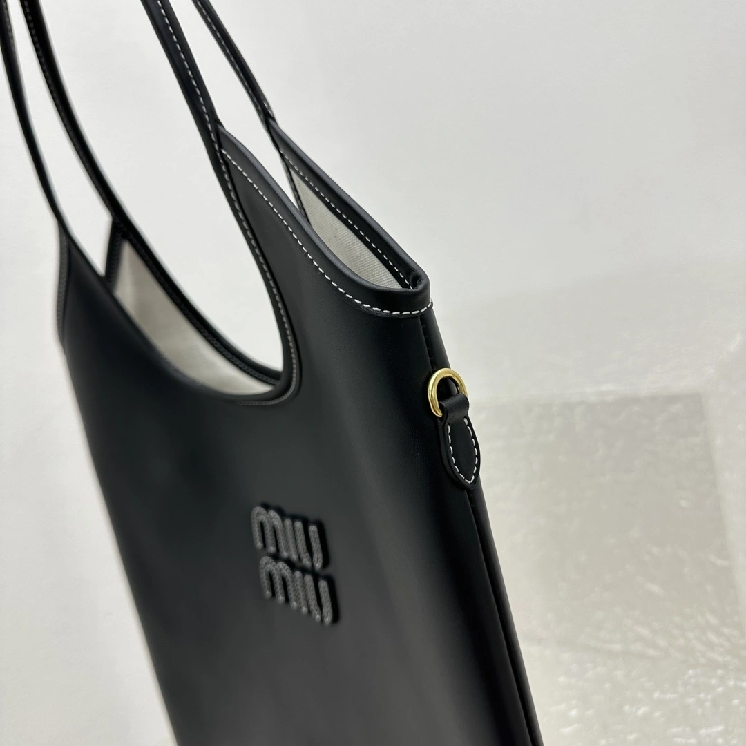 MOMO- 7iu7iu 5BG231-2DDJ-F0002-V-MLO Tote high quality version item:E-B664G2003