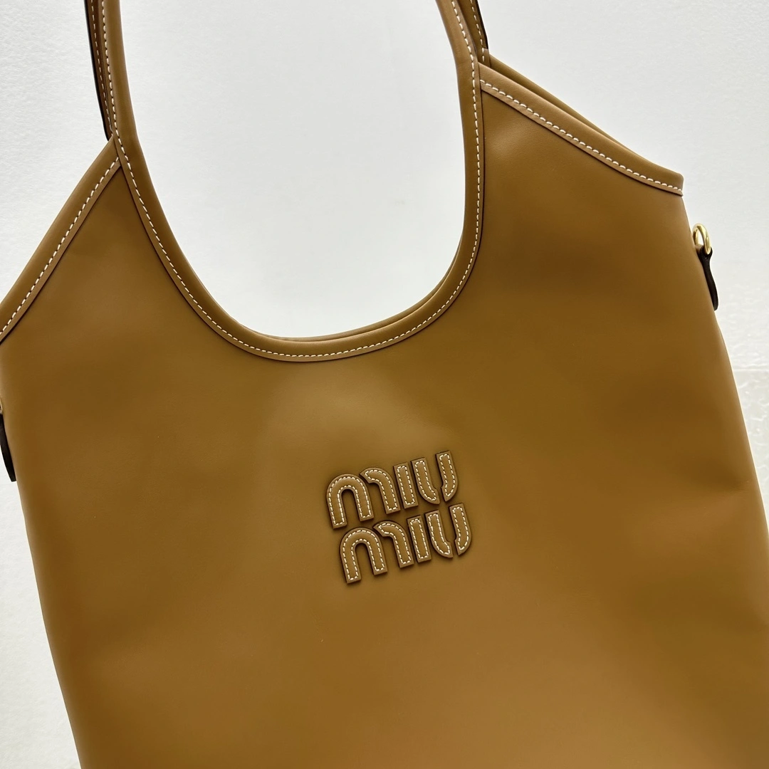 MOMO- 7iu7iu 5BG231-2DDJ-F098L-V-MLO Tote high quality version item:E-B664G2002