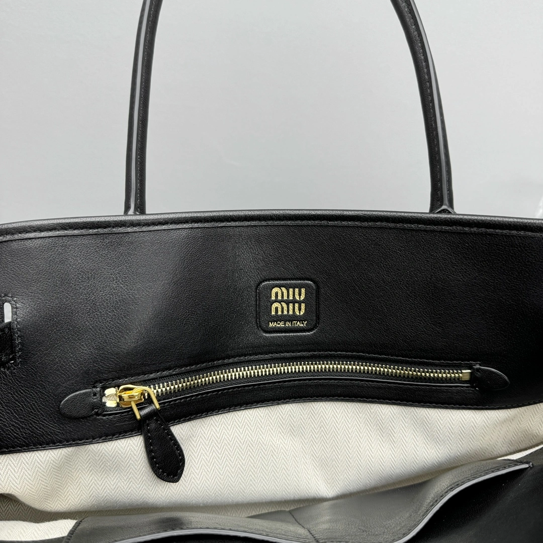 MOMO- 7iu7iu 5BG310_2BBL_F0002 high quality version 𝐍𝐚𝐩𝐩𝐚 𝐛𝐚𝐠 item:E-B664G2033