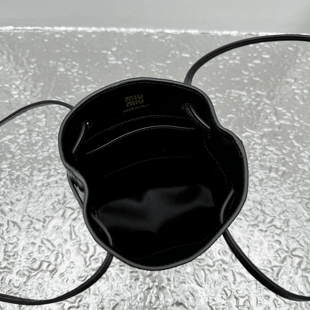 MOMO- 7iu7iu 5NF460_ADNT_F0002 high quality version item:E-B664G2053