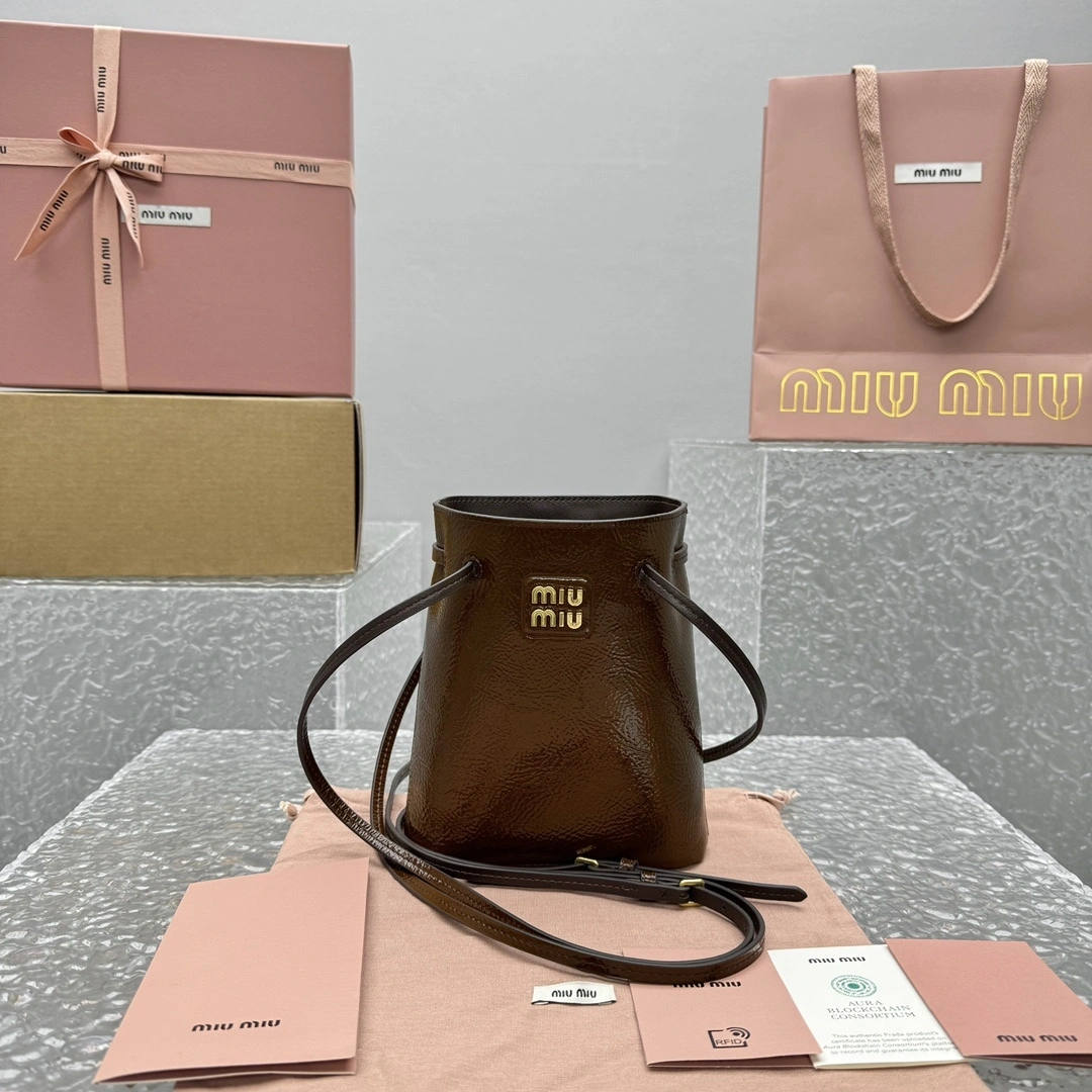 MOMO- 7iu7iu 5NF460_ADNT_F0BW5 high quality version item:E-B664G2052