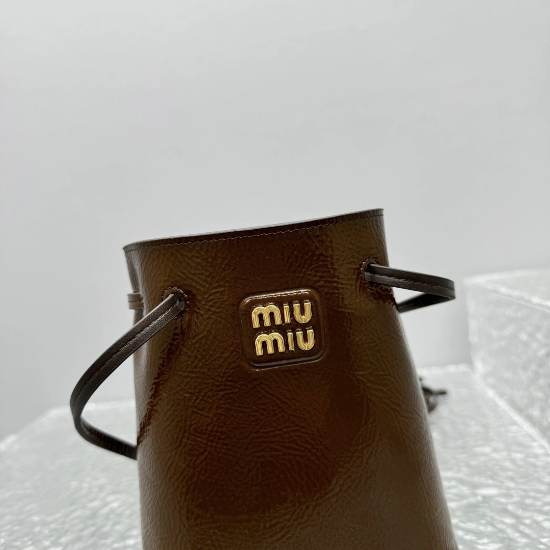 MOMO- 7iu7iu 5NF460_ADNT_F0BW5 high quality version item:E-B664G2052