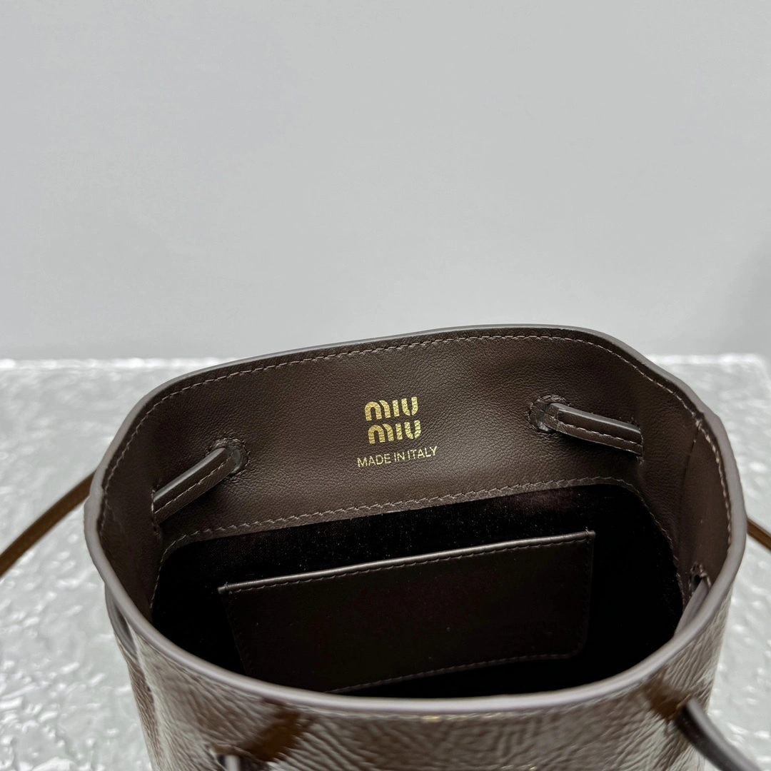 MOMO- 7iu7iu 5NF460_ADNT_F0BW5 high quality version item:E-B664G2052