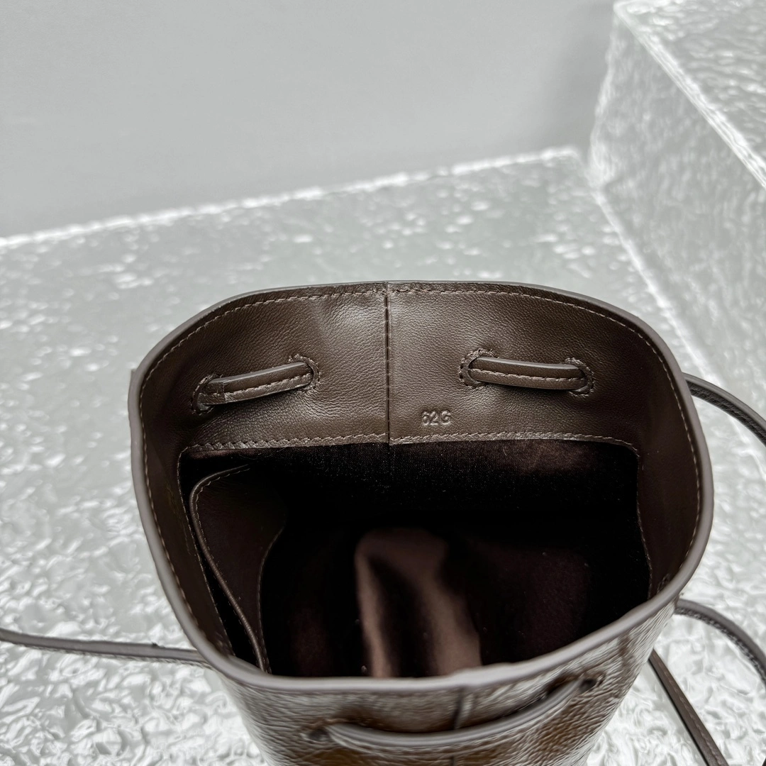 MOMO- 7iu7iu 5NF460_ADNT_F0BW5 high quality version item:E-B664G2052