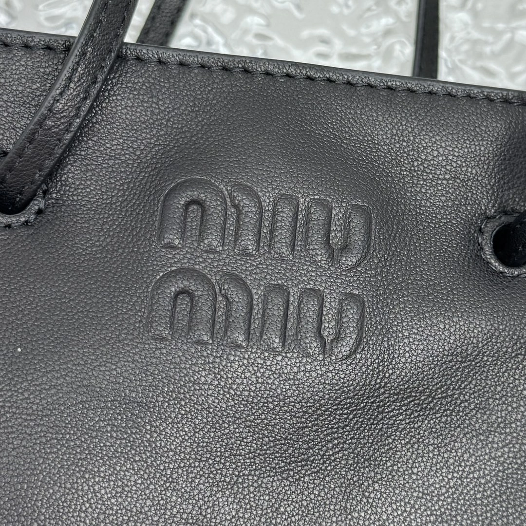 MOMO- 7iu7iu 5NF460_EFX_F0002 high quality version lambskin item:E-B664G2056