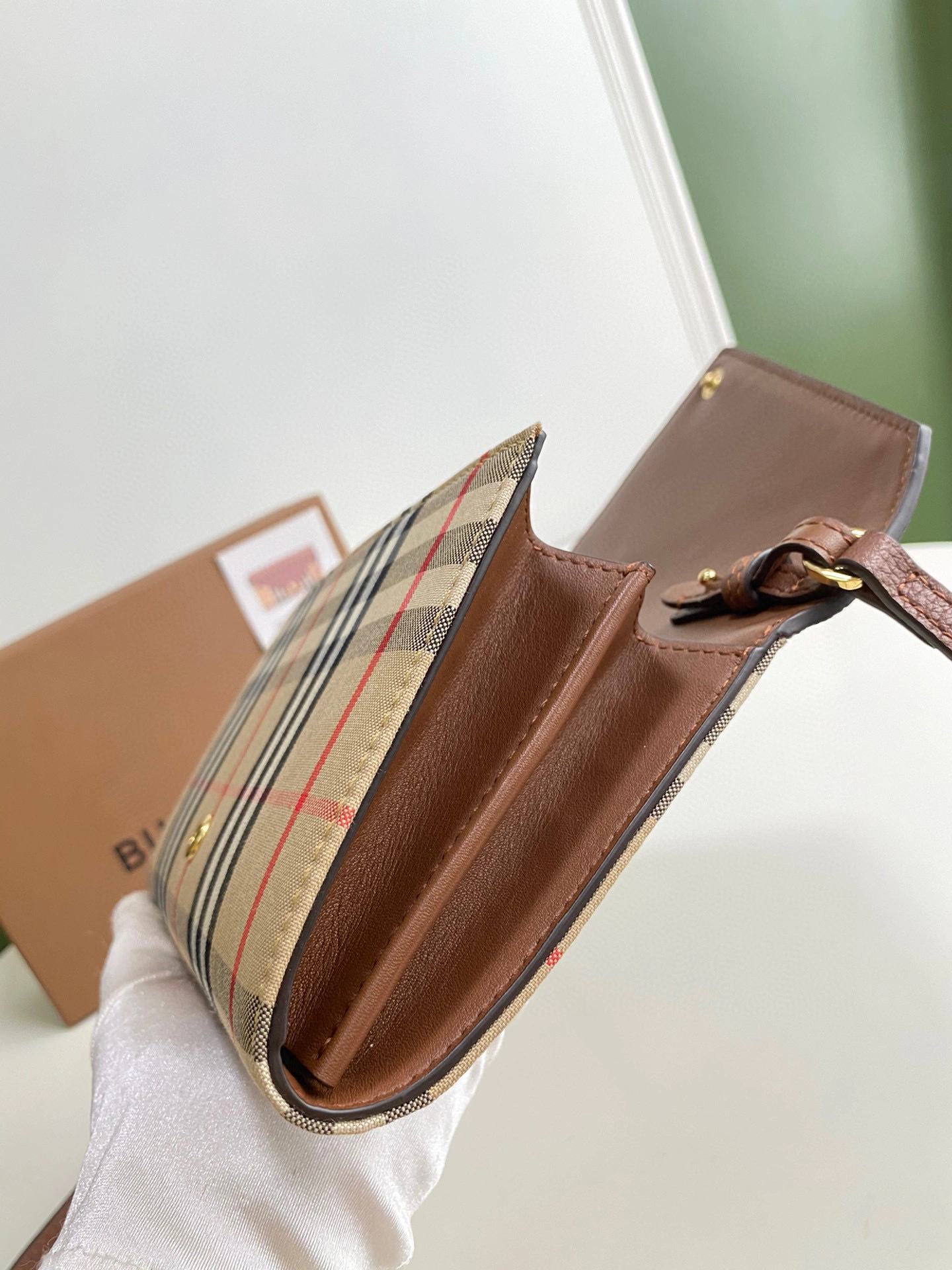 MOMO- 8025162 Vintage item：B-B000F1106C