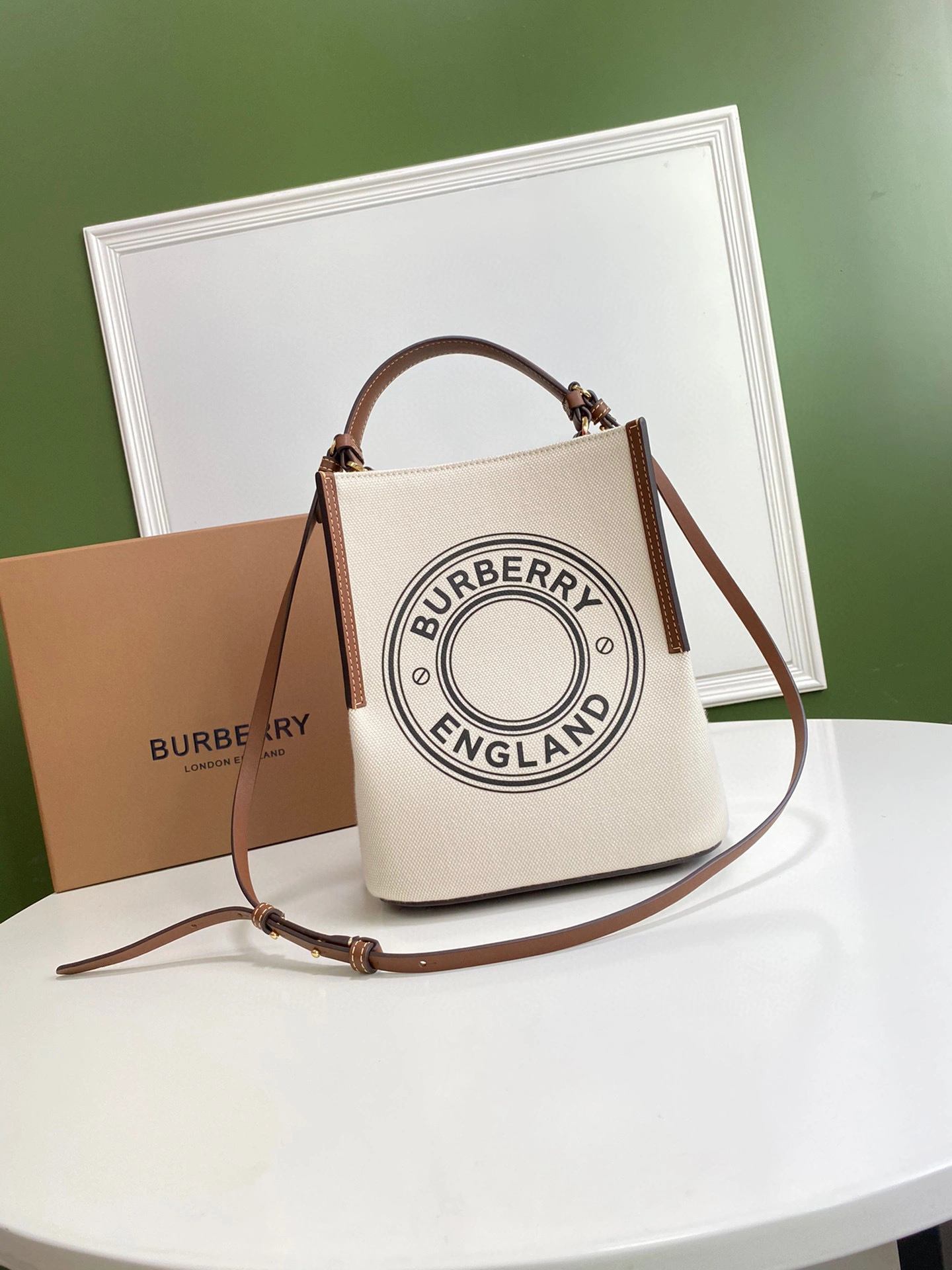 MOMO- 80268241 item：B-B000F2111C