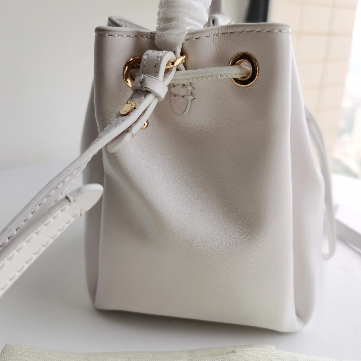 MOMO- 80285411 2colour item:B-B000B0927-2