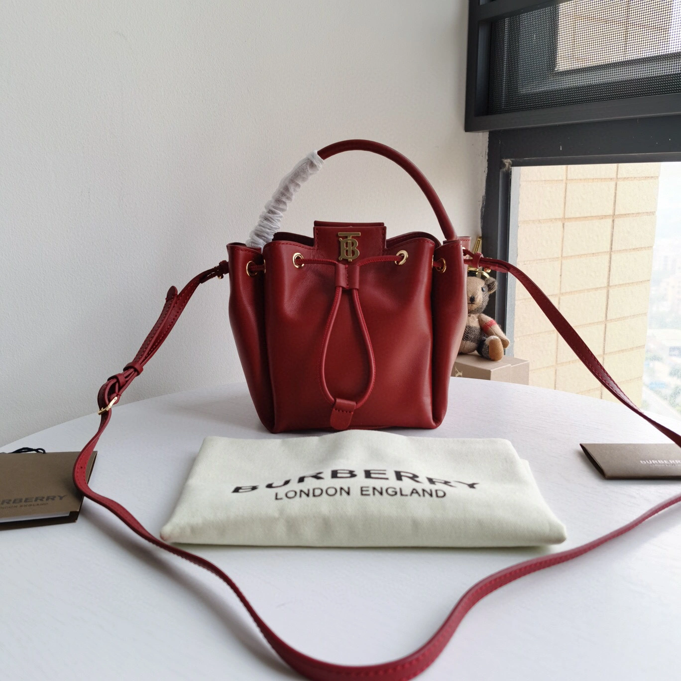 MOMO- 80285411 item:B-B000B0928