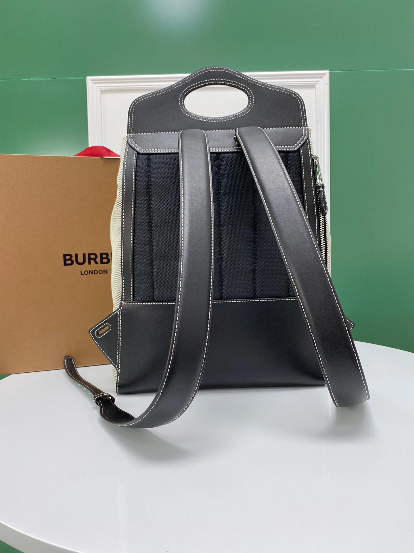 MOMO- 80416651 item：B-B000F2116C