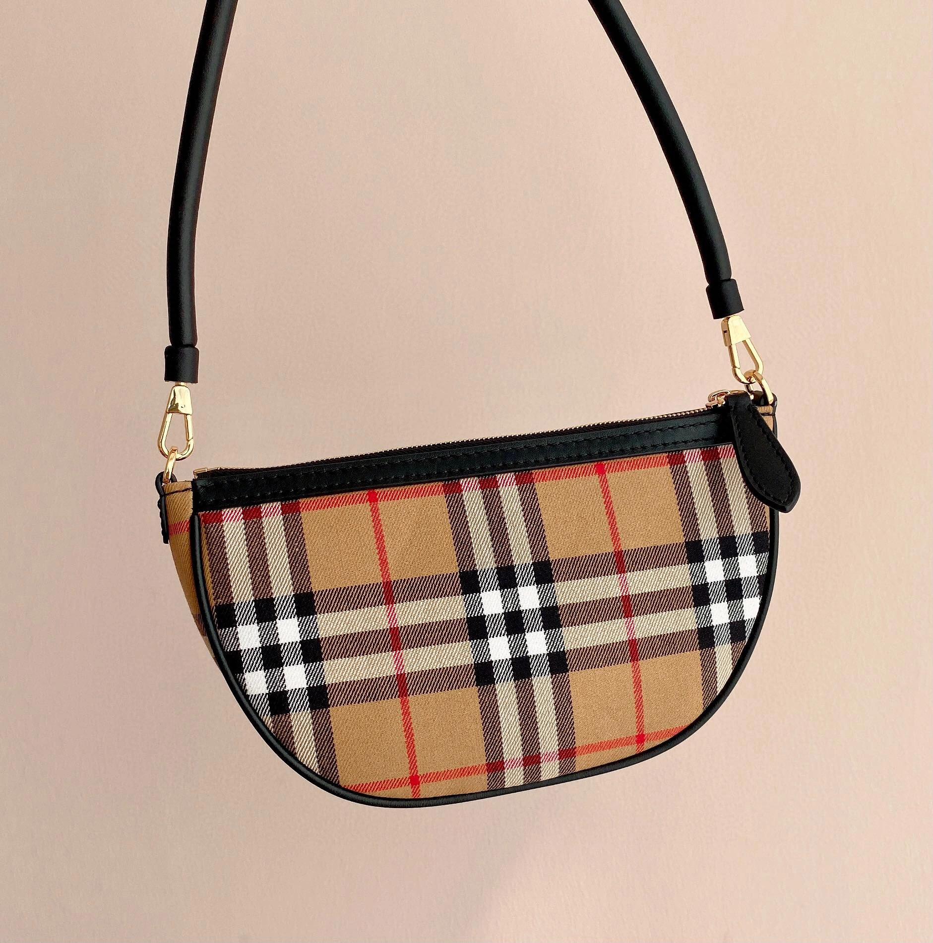 MOMO- 80434051 item:B-B563B0908