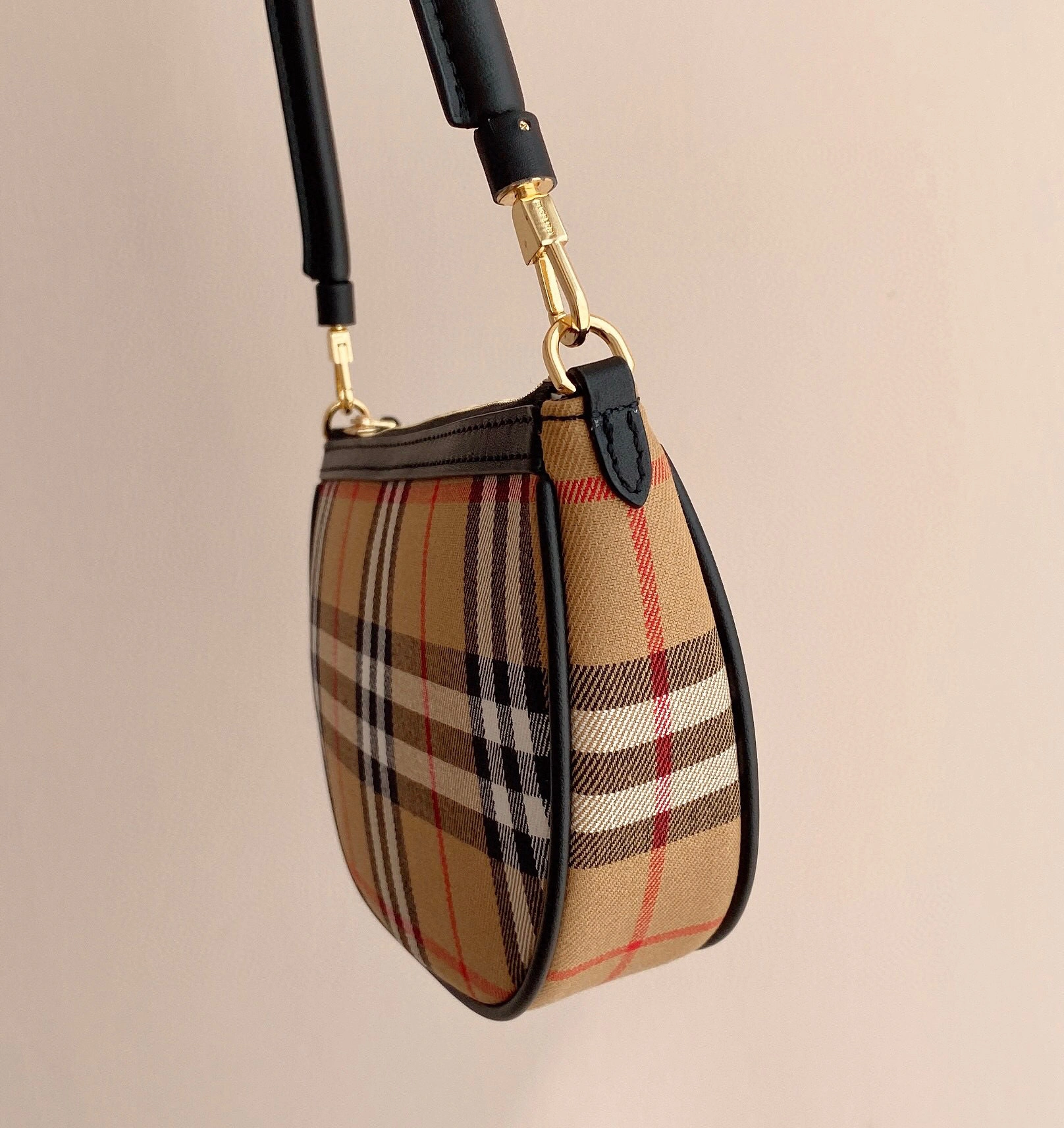 MOMO- 80434051 item:B-B563B0908