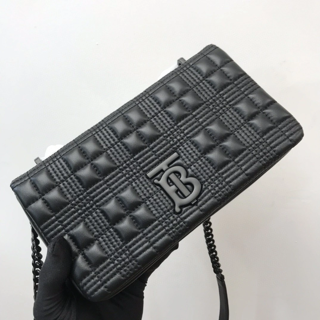 MOMO- 80452221 sheephide item : B-B000C1329