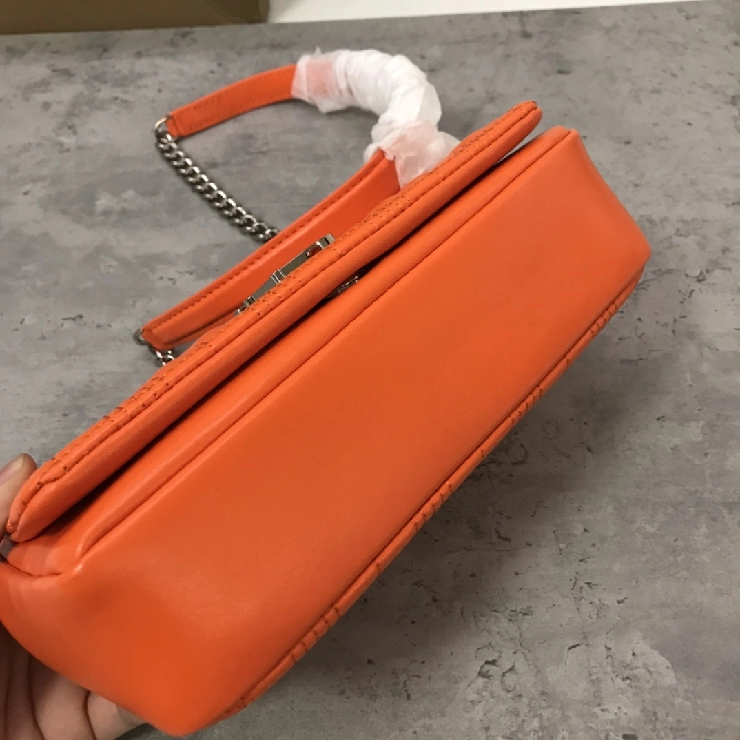 MOMO- 80459911 item:D-B278A2288R