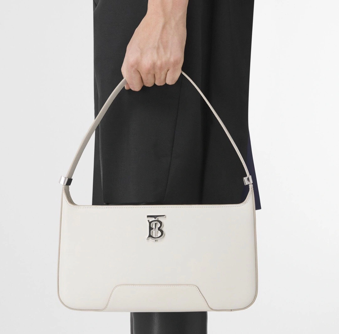 MOMO- 80462501 item:B-B563B0979
