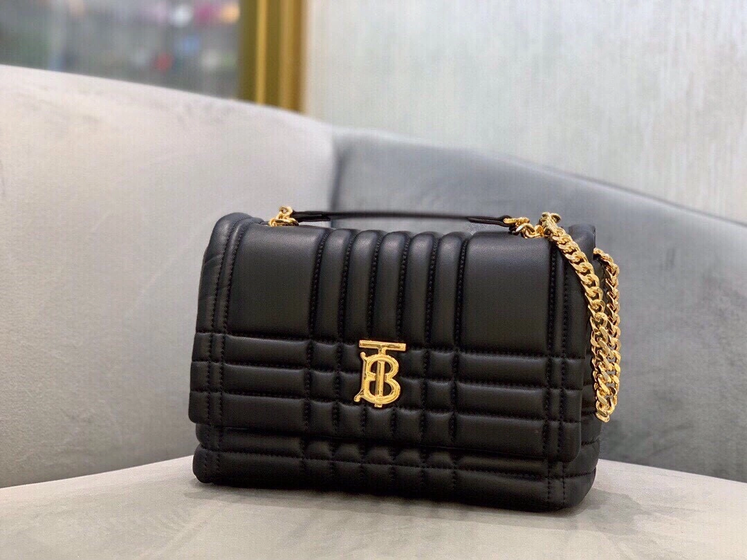 MOMO- 80490501 item:D-B000A2433R