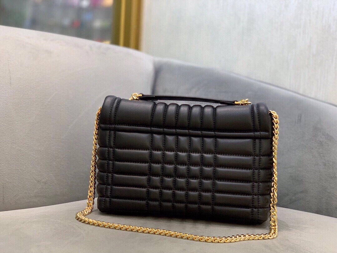 MOMO- 80490501 item:D-B000A2433R