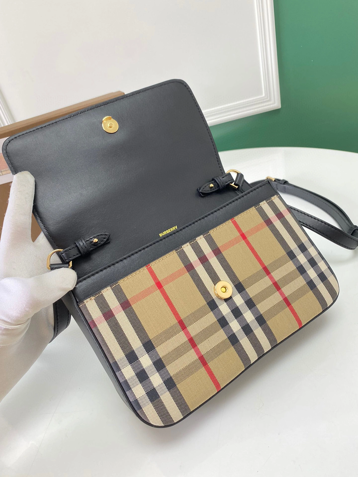 MOMO- 80492431 item：B-B000F1317C