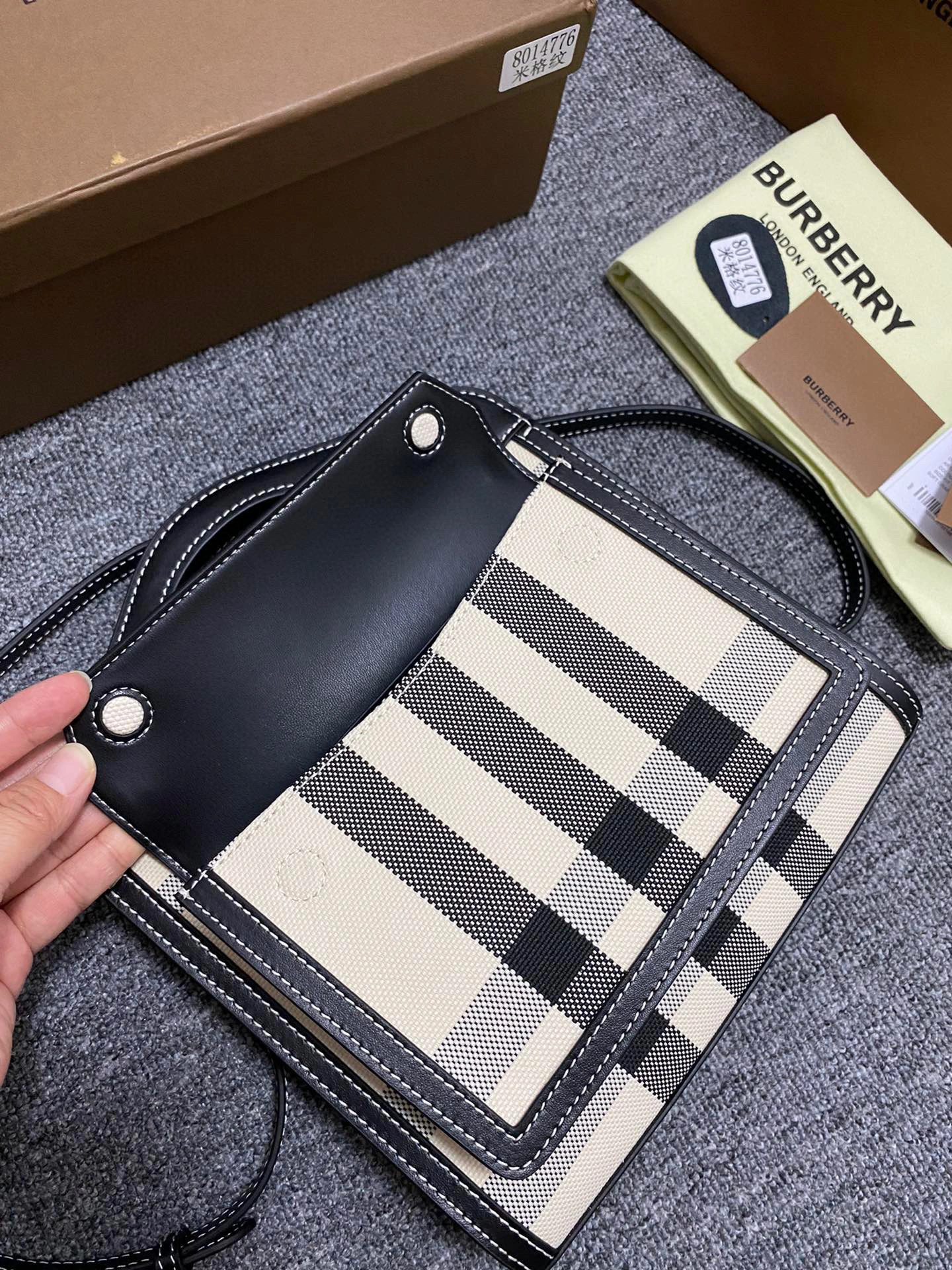 MOMO- 80522871 item：B-B000F1307C