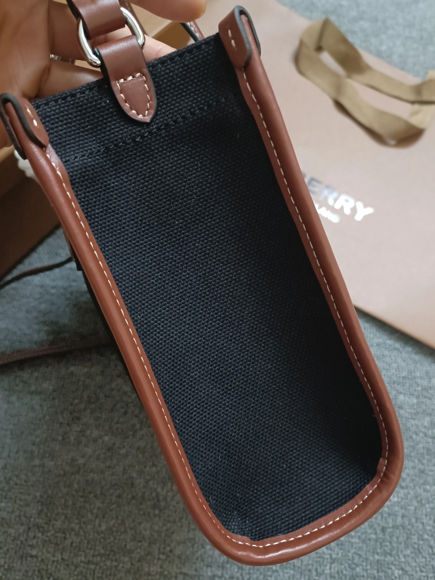 MOMO- 80557491 item:D-B278A2334R
